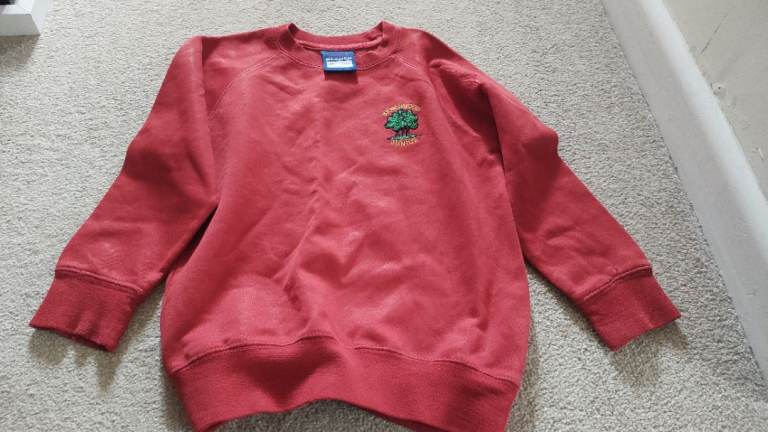 Beechwood Junior School 28in school sweatshirt jumper