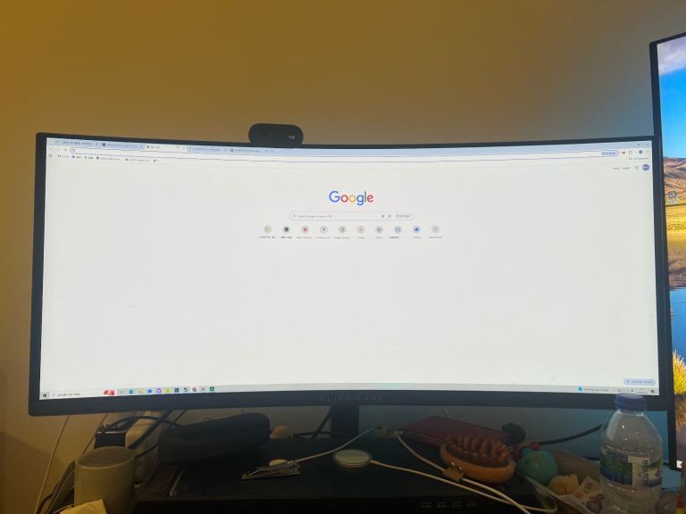 alienware AW3423DW 4k OLED curved screen