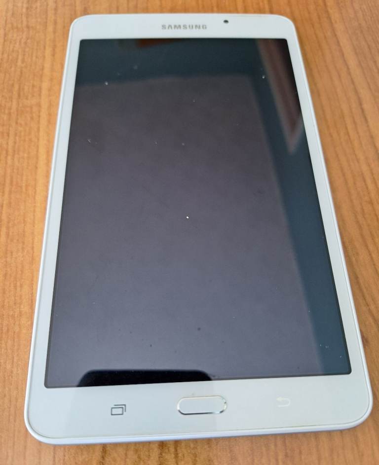 Samsung Tab A 6 Tablet Model SM-T280 in white