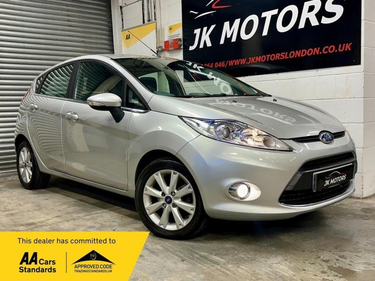 FORD FIESTA 1.4 Zetec 5dr 2010
