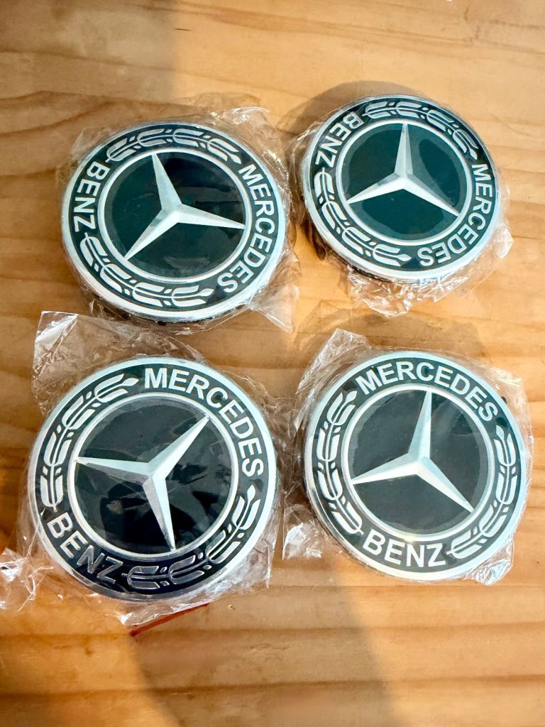 Mercedes-Benz 75mm Wheel Centre Caps Badge Logo Set of 4 – Black Alloy Wheel Hub Caps