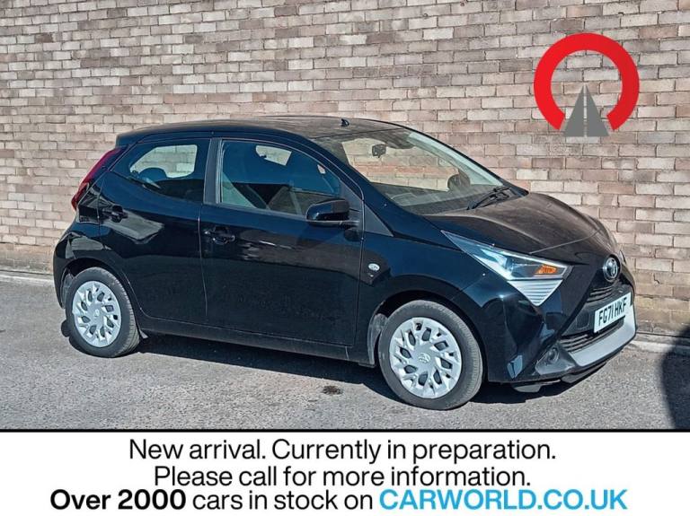 2022 Toyota AYGO 1.0 VVT-i x-play Hatchback 5dr Petrol x-shift Euro 6 (Safety Sense) (71 ps) Hatc...