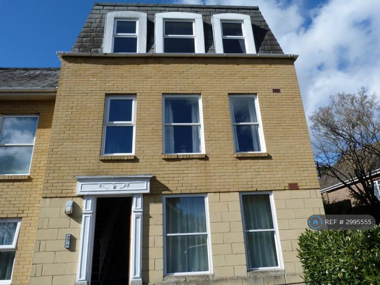 1 bedroom flat in Palmerston Court, Winchester, SO23 (1 bed) (#2995555)