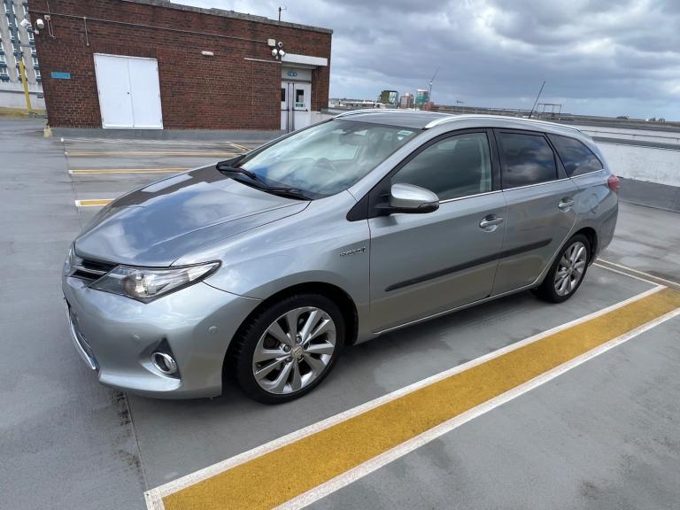 2014 Toyota Auris 1.8 VVTi Hybrid Excel 5dr CVT Auto ESTATE Petrol/Electric Hybrid Automatic
