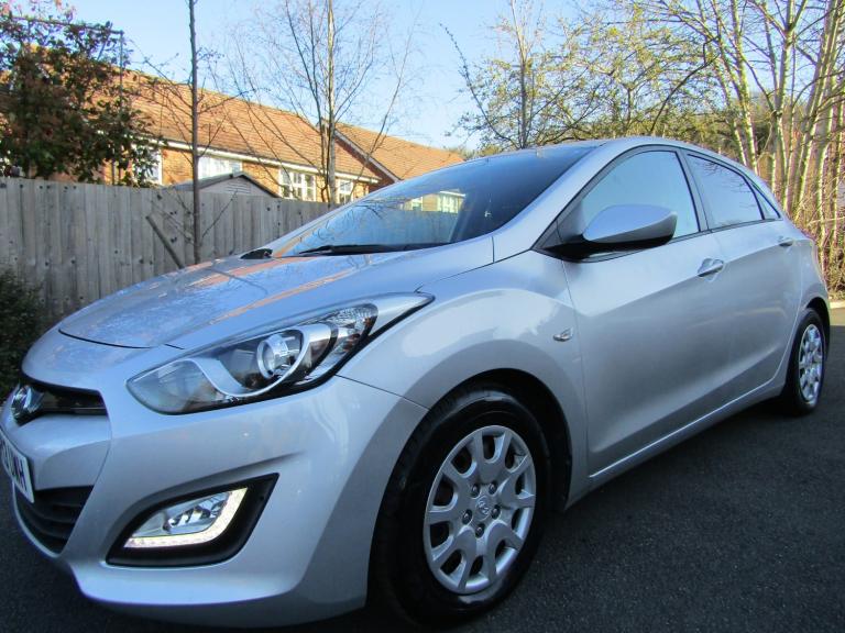 2013 Hyundai i30 1.4 CRDi CLASSIC 6 SPEED MANUAL HATCH LEFT HAND DRIVE Hatchback Diesel Manual