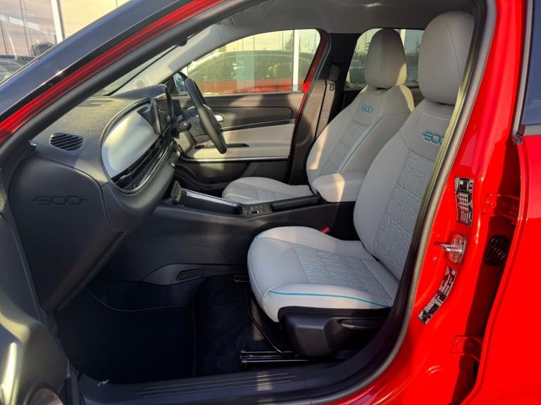 2025 Fiat 600 115kW La Prima 54kWh 5dr Auto HATCHBACK ELECTRIC Automatic