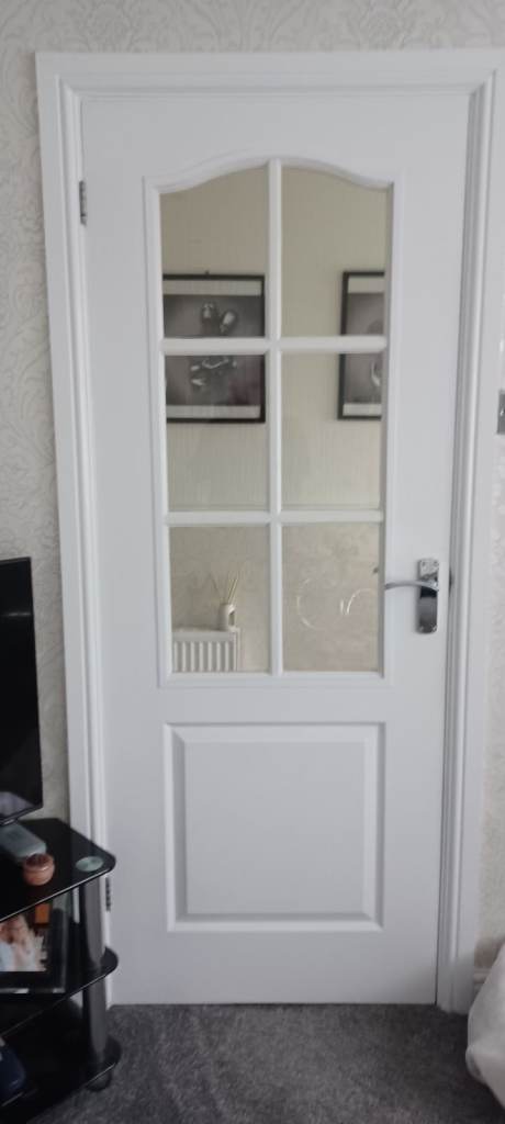 White Internal Door with Glass Panels – Good Condition