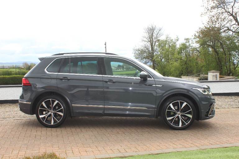 2023 VOLKSWAGEN 2.0 TDI R-LINE DSG