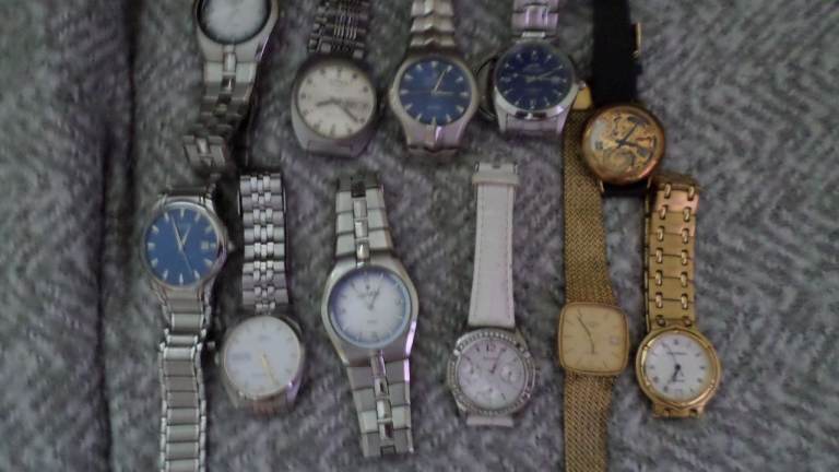 WRIST WATCHES
