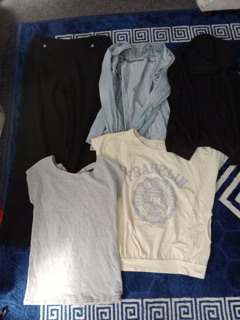 Casual 5-Piece Clothing Bundle women