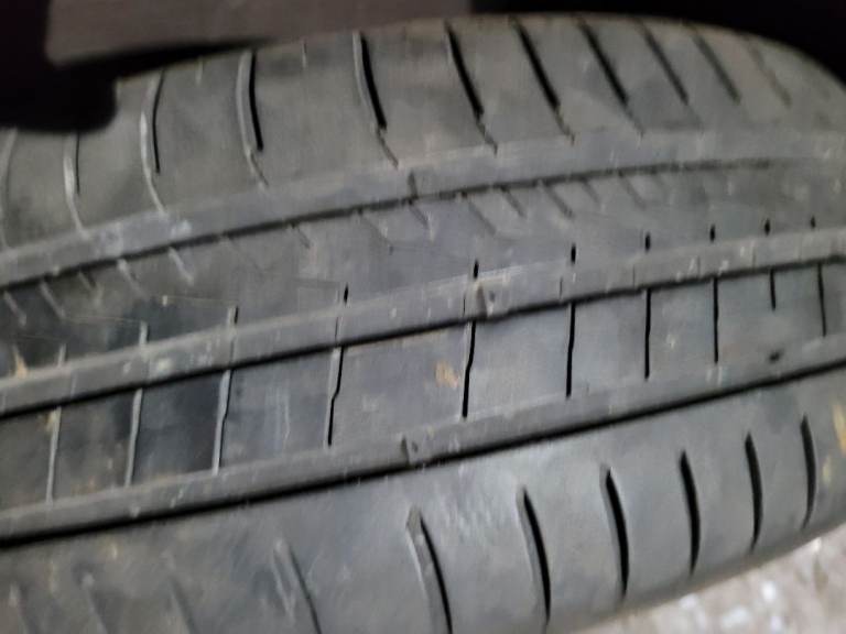 Good 195 65 15 tyre 