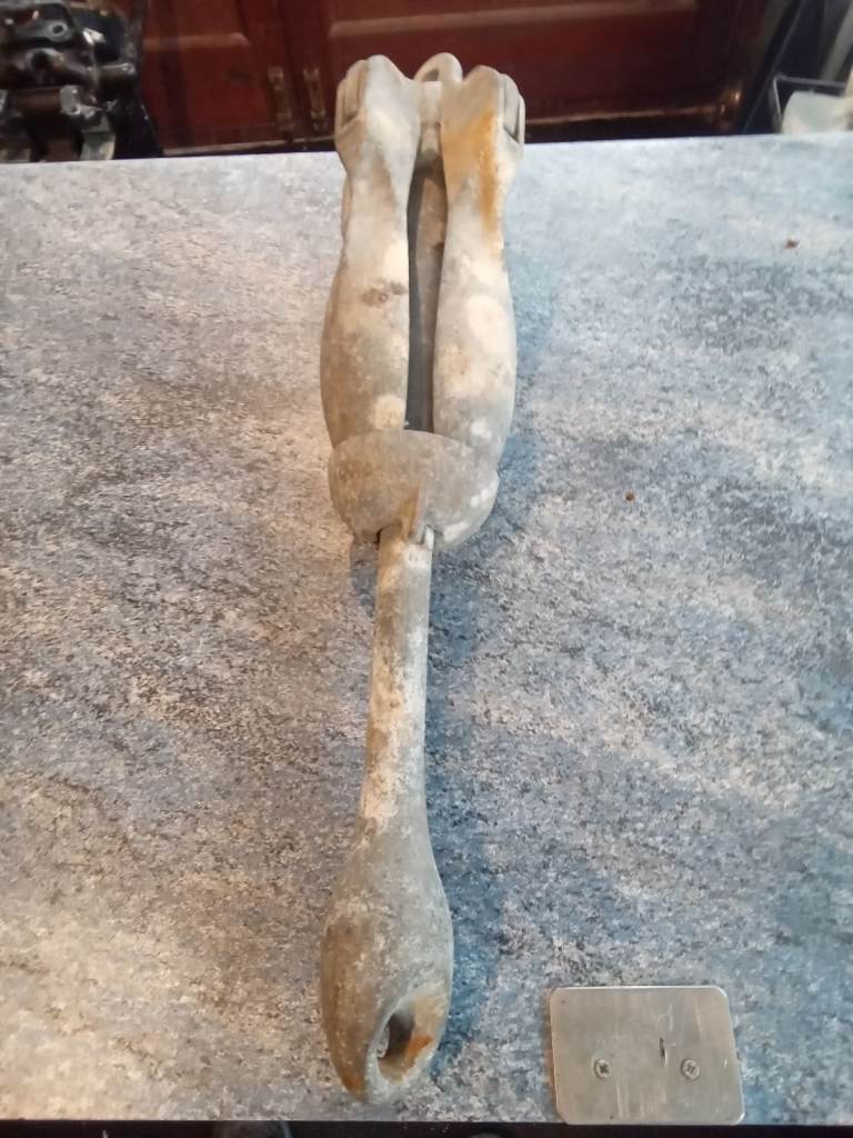 Boat folding Anchor. 8 kg. Used. 