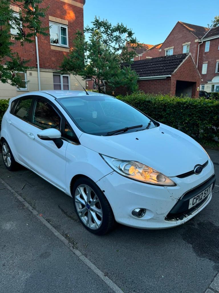 Ford, FIESTA, Hatchback, 2012, Manual, 1399 (cc), 5 doors