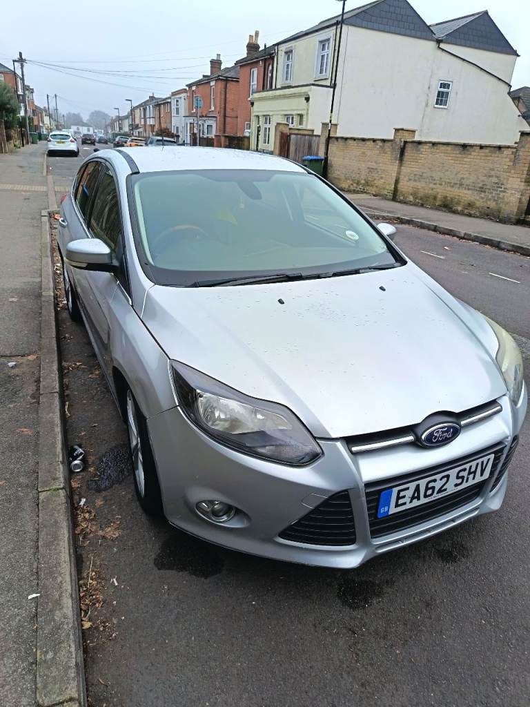 Ford, FOCUS, Hatchback, 2012, Manual, 1560 (cc), 5 doors