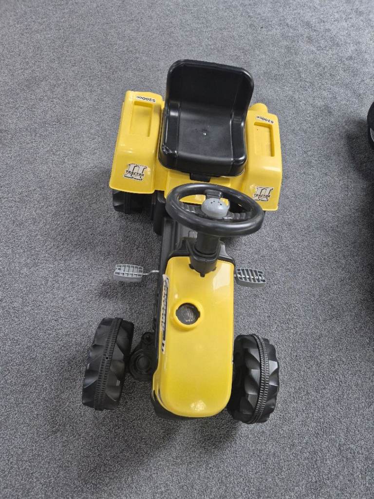 Kids tractor