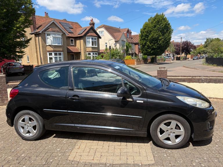 Peugeot, 207, Hatchback, 2010, Manual, 1360 (cc), 3 doors
