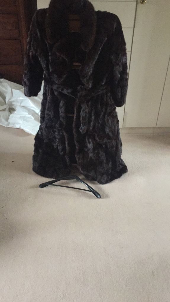 Fur coat - dark mink 