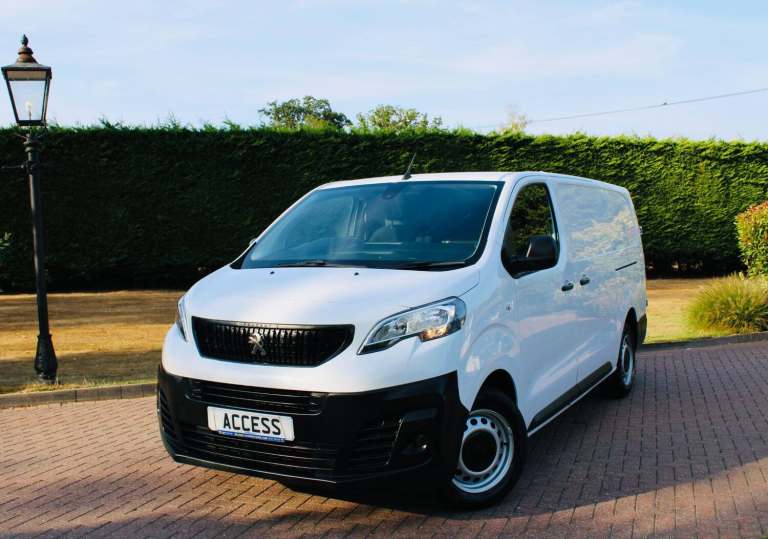 Peugeot Expert 2.0 BlueHDi 1400 Professional Premium + Long Panel Van LWB Euro 6 (s/s) 6dr Diesel...