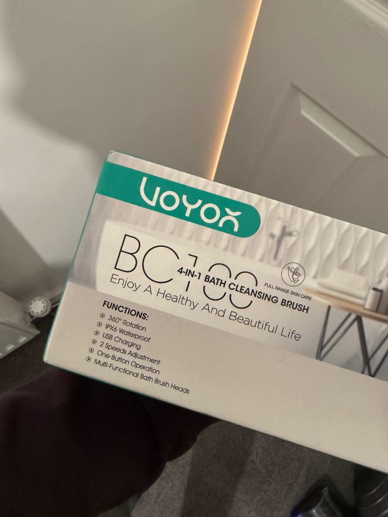 UOYOX BC100 4-in-1 Bath Cleansing Brush – New