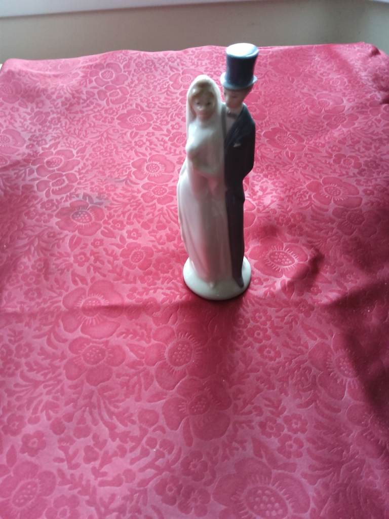 Nao by lladro bride and groom