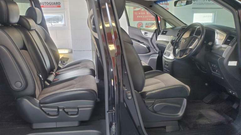 Nissan egrand e52 rider 2.5 auto in black japanese import only 57k miles 2014 