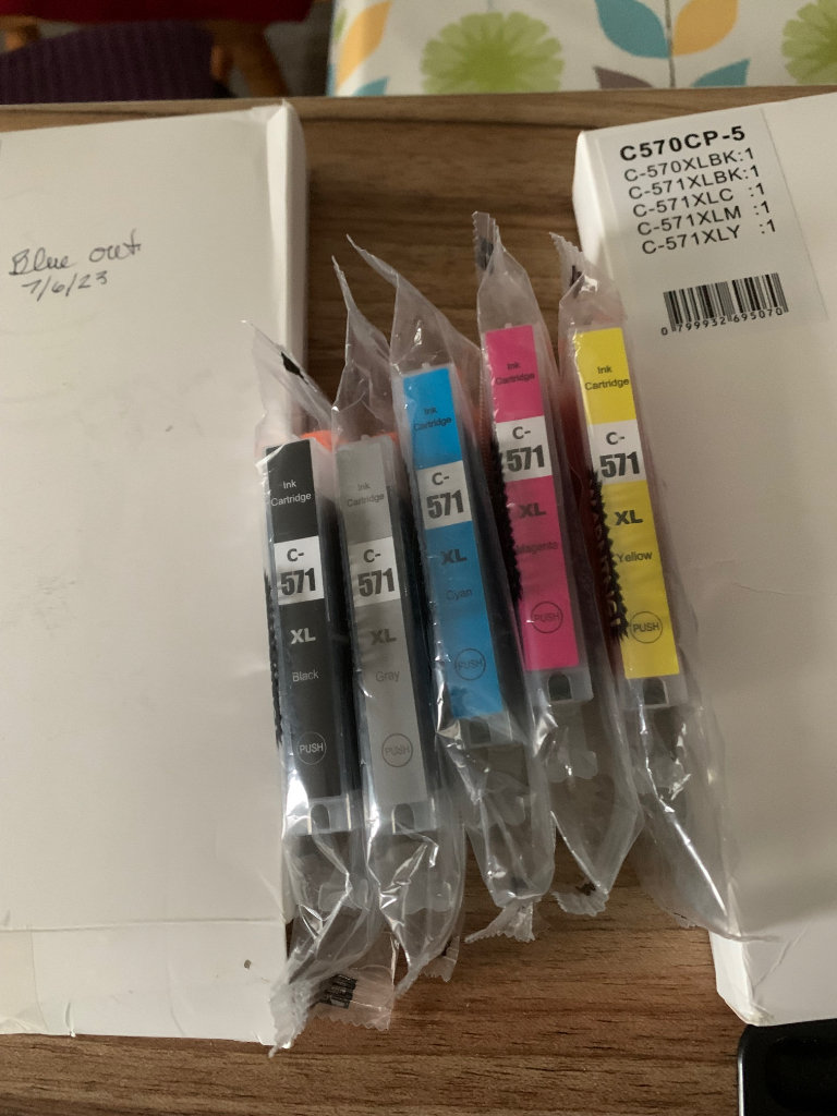 Compatible Canon C-570 XL ink cartridges new  in box