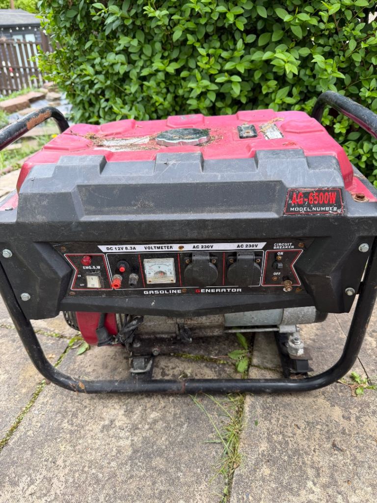 Petrol generator