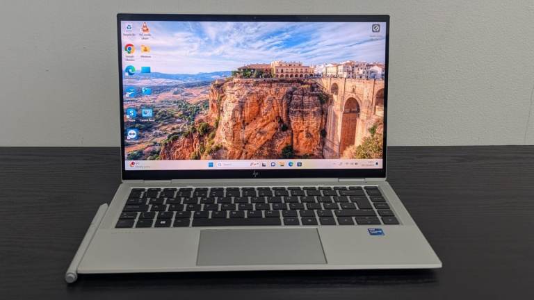 4k Touchscreen with Pen 🖊️HP EliteBook x360 G8 Laptop  – Intel i7 | 32 GB | 512GB SSD | Win 11 Pro