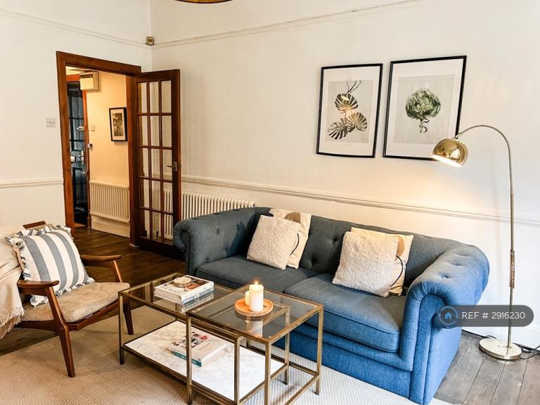 1 bedroom flat in Crathie Drive, Glasgow, G11 (1 bed) (#2916230)