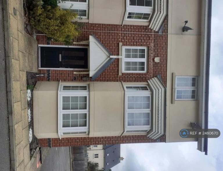 1 bedroom in Blade Road, Colchester, CO4 (#2480670)