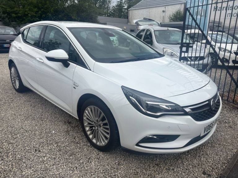 2017 Vauxhall Astra 1.6 CDTi BlueInjection Elite Hatchback 5dr Diesel Auto Euro 6 (136 ps) Hatchb...