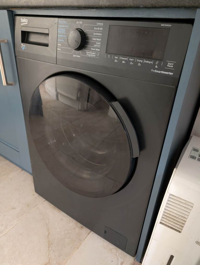 Samsung RB34T632ESA/EU fridge/freezer and Beko WDK742421W washer/dryer 