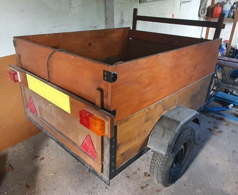 Small Single Axle Trailer Good Condition - Rarely Used