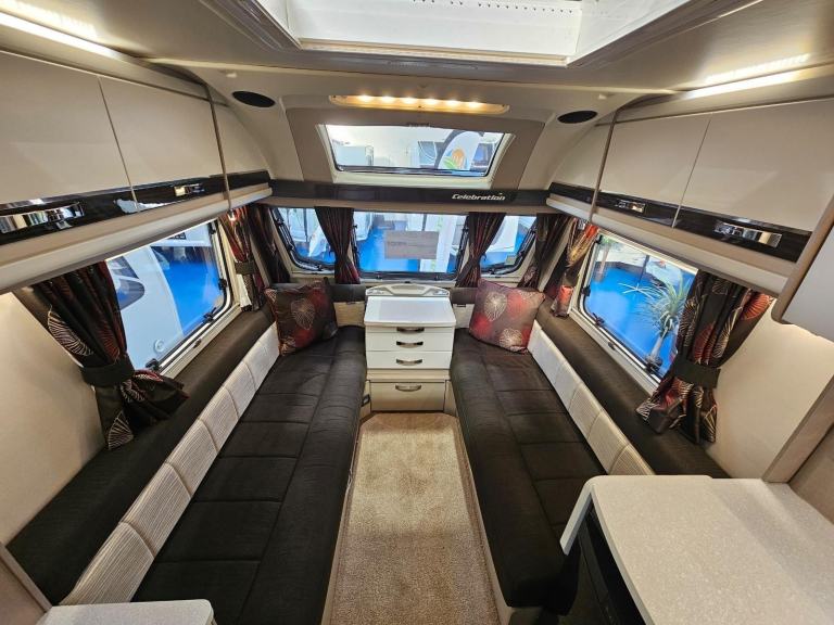 Swift Celebration 480 2017