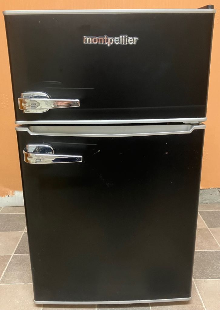 Montpellier undercounter fridge freezer spares or repairs