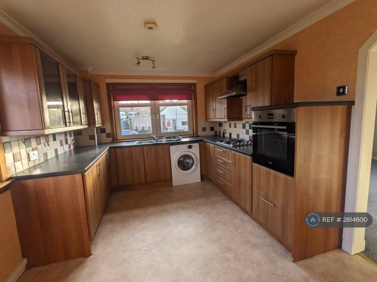 2 bedroom flat in Field St, Hamilton, ML3 (2 bed) (#2814600)