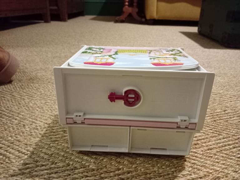 Playmobil fold up castle 