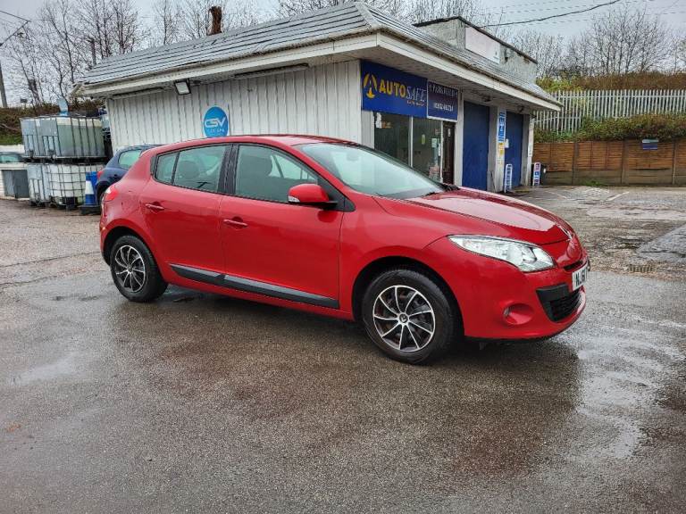 Renault, MEGANE, Hatchback, 2011, Manual, 1598 (cc), 5 doors