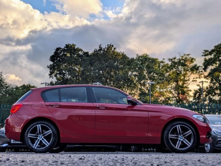 2017 BMW 1 Series 2.0 120i Sport Auto Euro 6 (s/s) 5dr HATCHBACK Petrol Automatic