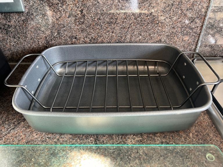 Large Roasting Pan with Rack