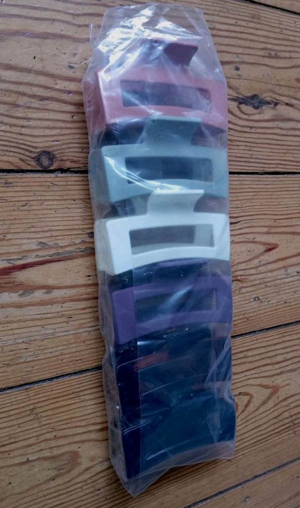 Plastic Hair Clips Claw Set of 6 pieces