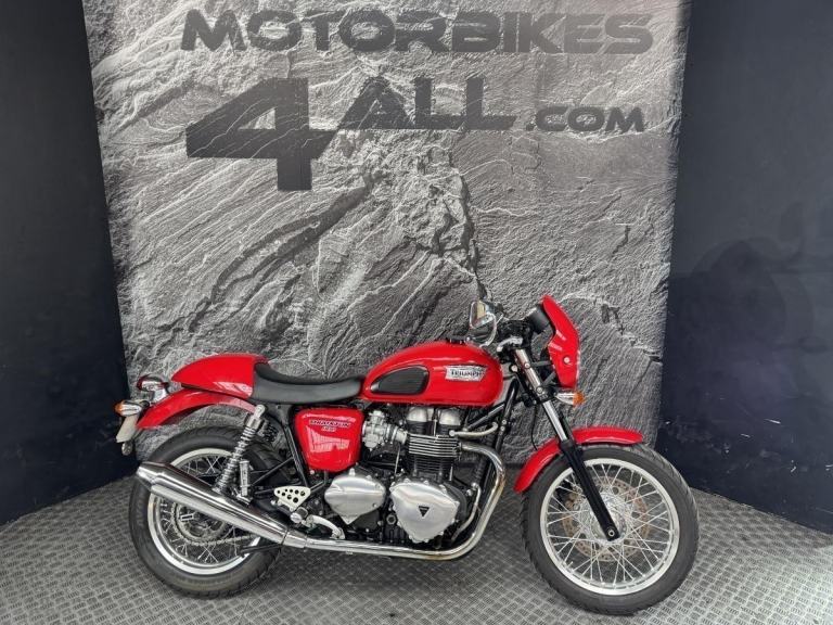 TRIUMPH THRUXTON 900 2011