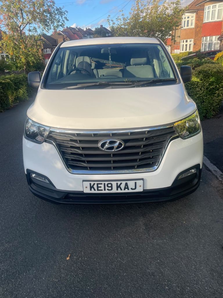 2019 Hyundai iLoad 2.5 Diesel 6-Seater Crew Van – 1 Owner – FSH