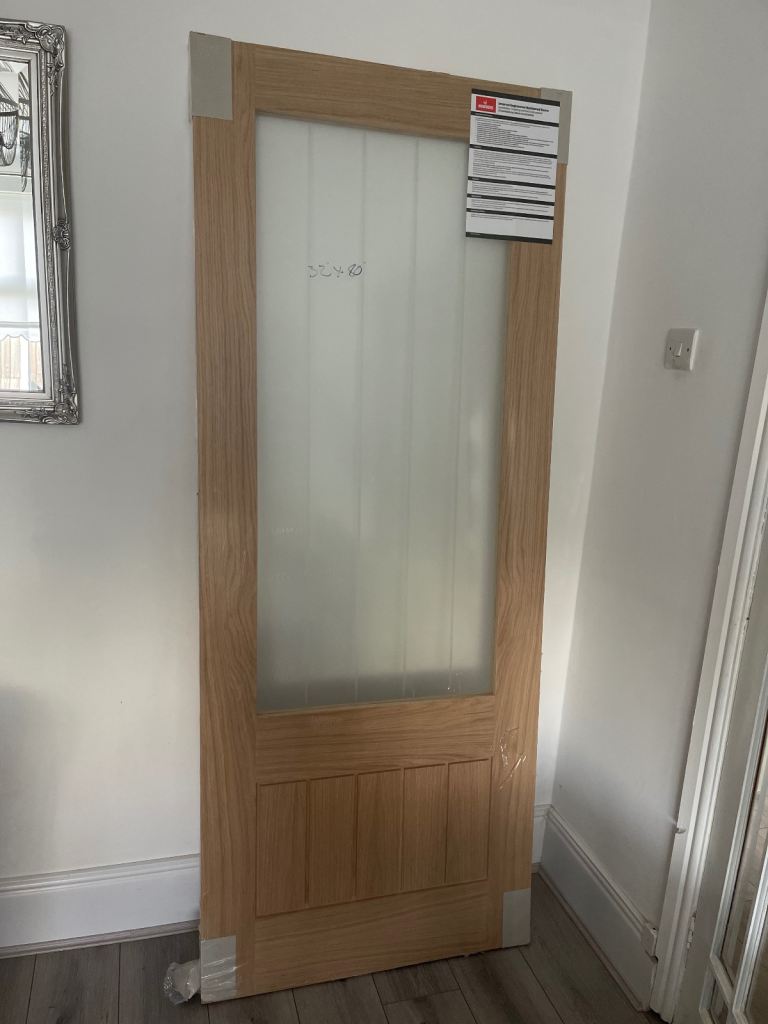 Brand new howdens hardwood door
