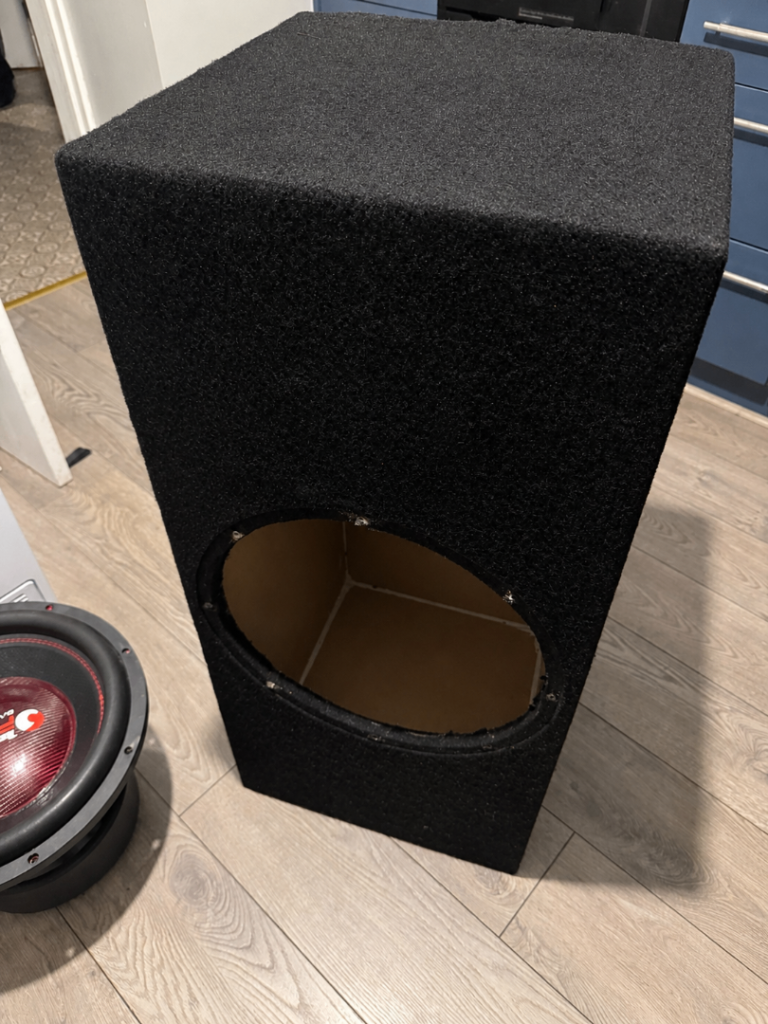 Subwoofer Box – Good Condition Car audio 15inch subwoofer enclosure 29hz deep bass Orion hcca 