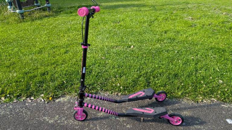 Kids scooter 