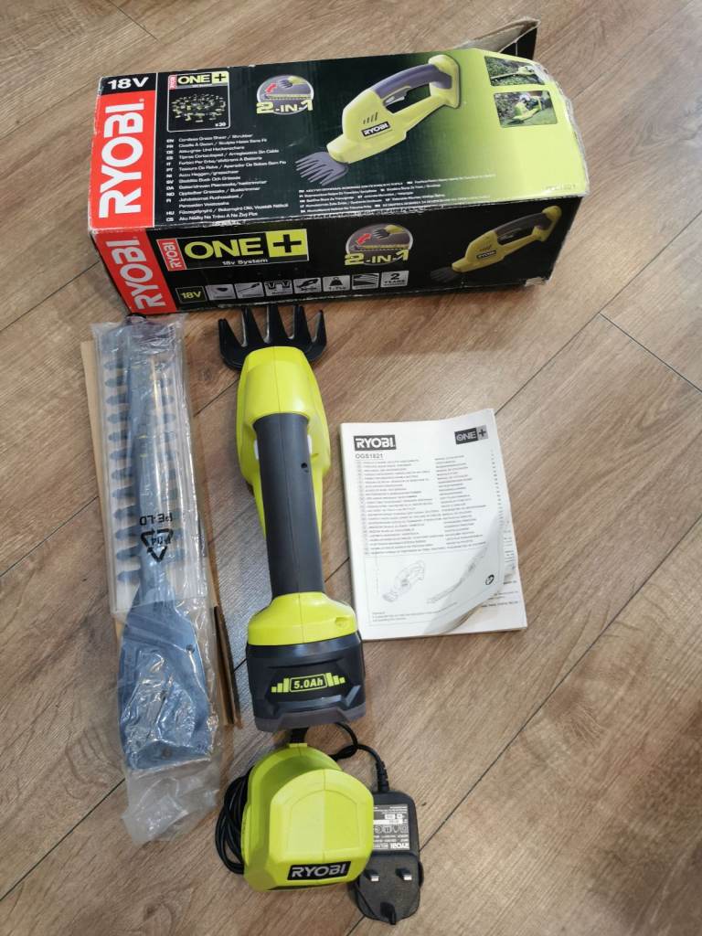 Ryoby plant shaper ex display set. 