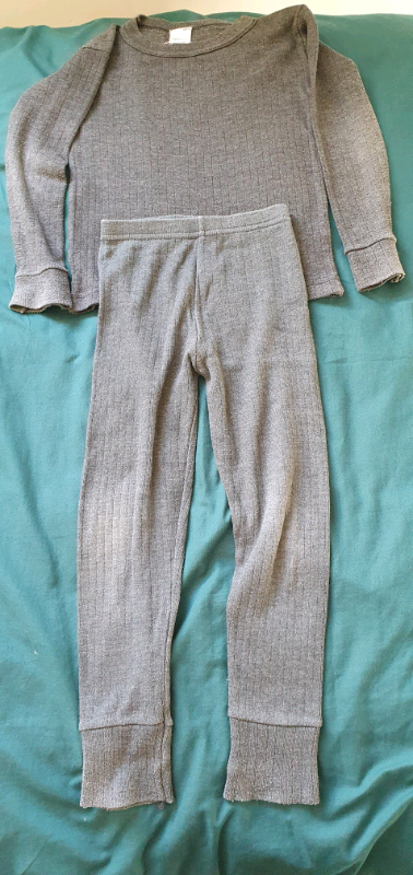 Free Set of long sleeve and Long John for boy