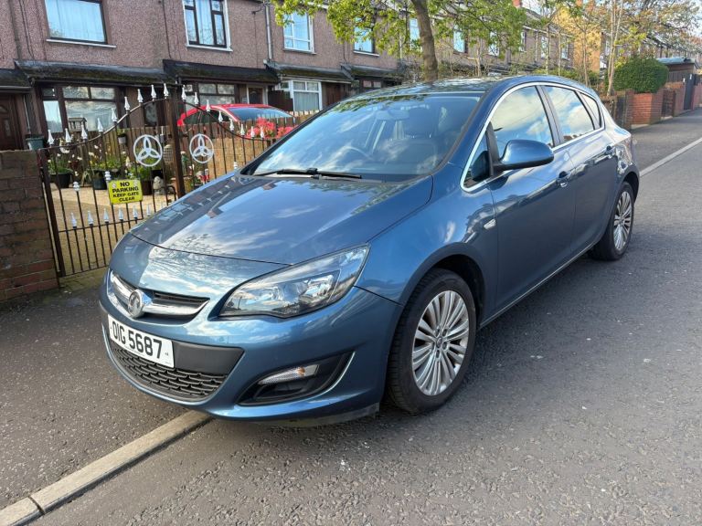 Vauxhall, ASTRA, Hatchback, 2015, Manual, 1398 (cc), 5 doors