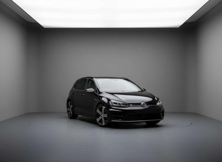 2017 Volkswagen Golf 2.0 TSI R 5dr DSG HATCHBACK PETROL Automatic